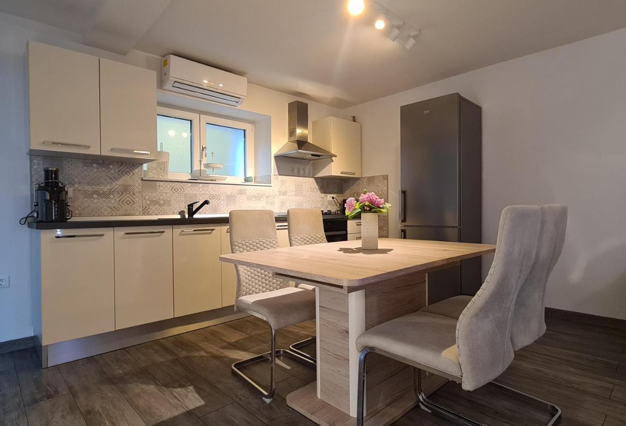 Apartman Kokola Mali Losinj Luaran gambar